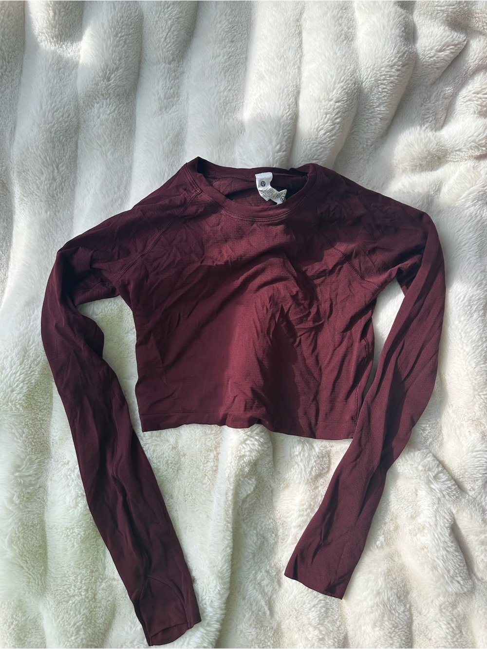 lululemon Swiftly Tech Cropped Long Sleeve Top 2.0 - Garnet